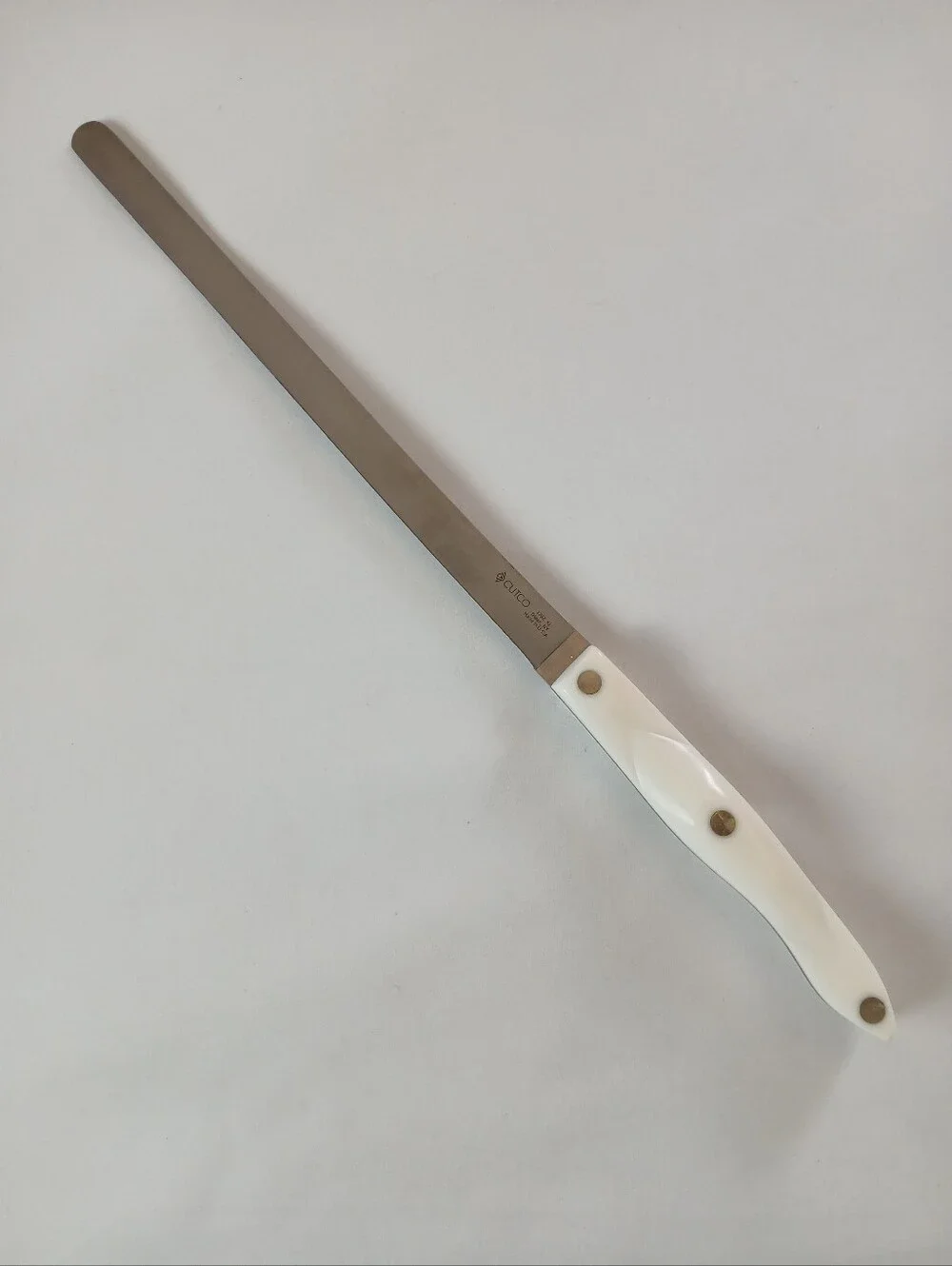 Cutco 1762 KI Slicer Knife With White Pearl Colored Handle